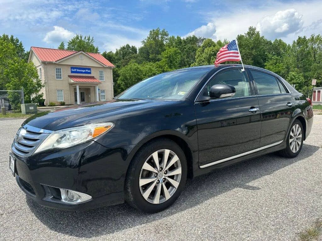 2011 Toyota Avalon Base