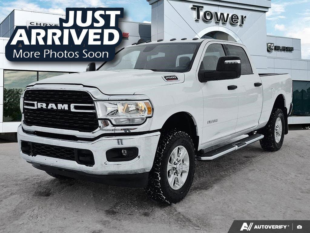 2023 RAM 2500 Big Horn Crew Cab 4WD