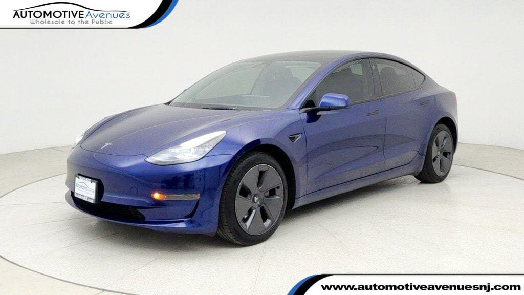 2023 Tesla Model 3 RWD