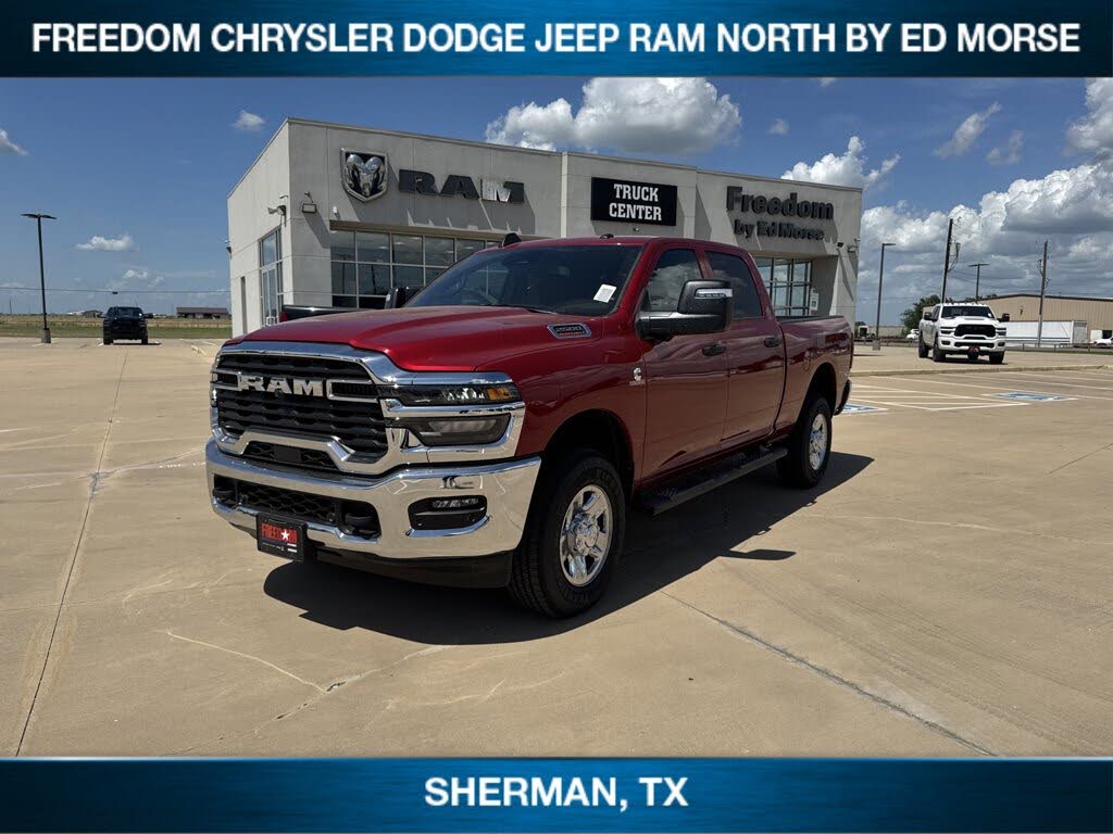 2025 RAM 2500 Tradesman Crew Cab 4WD