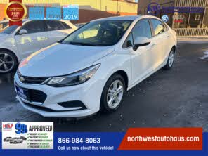 Chevrolet Cruze LT Sedan FWD