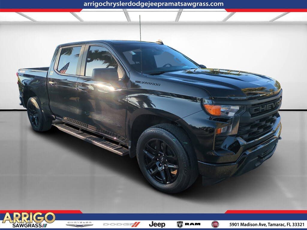 2023 Chevrolet Silverado 1500 Custom Crew Cab 4WD