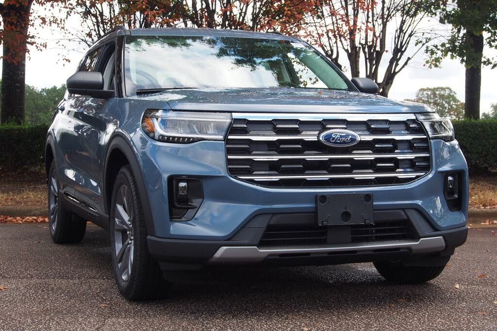 2026 Ford Explorer Active AWD