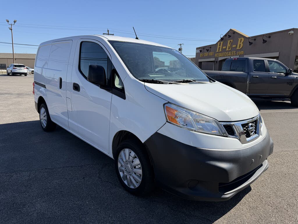2019 Nissan NV200 S FWD