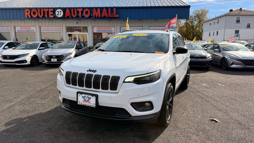 2023 Jeep Cherokee Altitude Lux 4WD