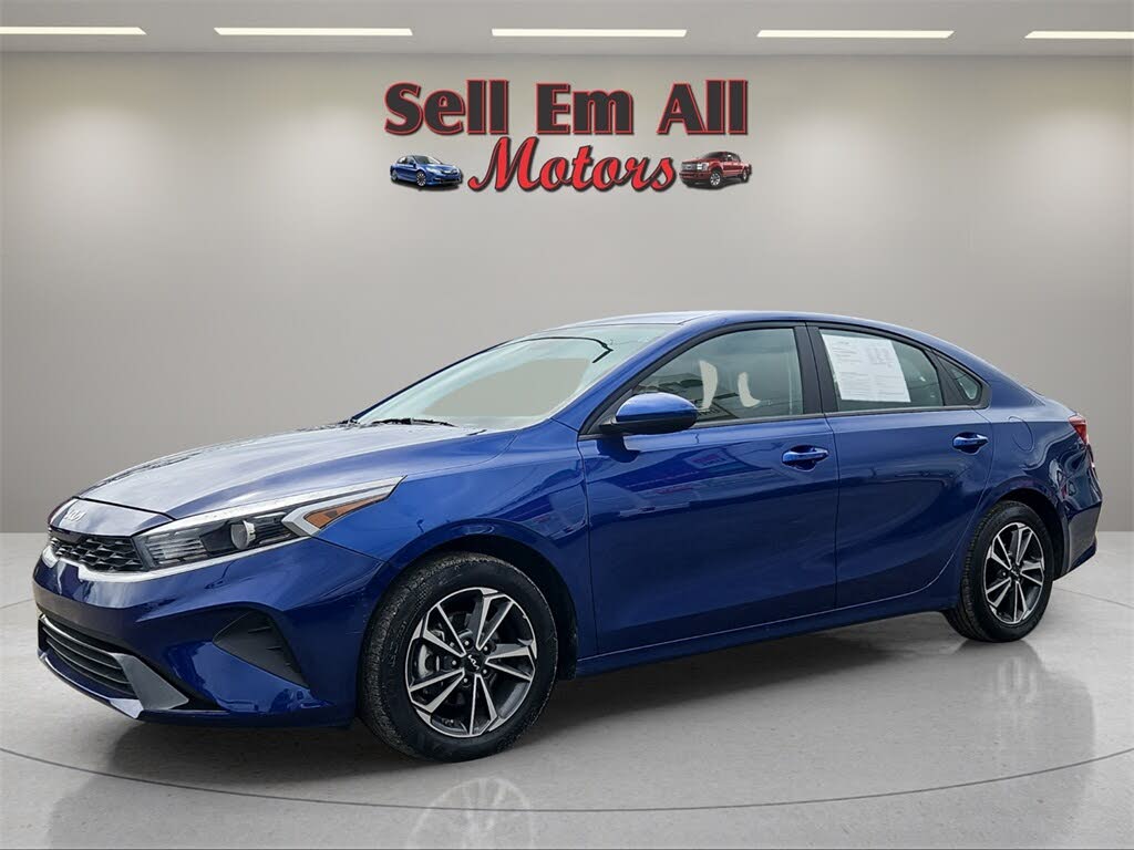 2024 Kia Forte LXS FWD