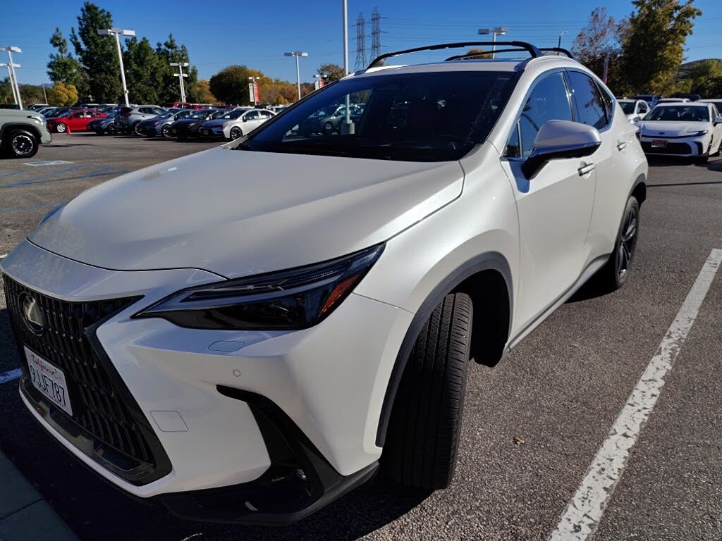 2024 Lexus NX Hybrid 450h+ Luxury AWD