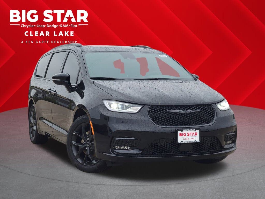 2026 Chrysler Pacifica Limited FWD