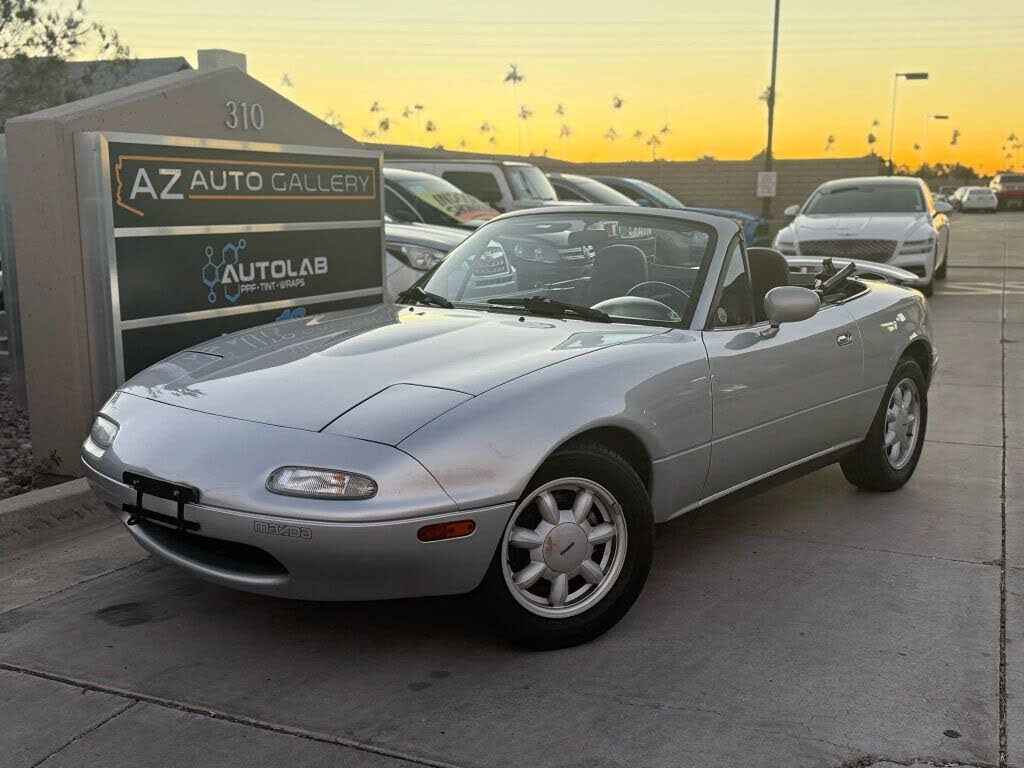 1990 Mazda MX-5 Miata Roadster