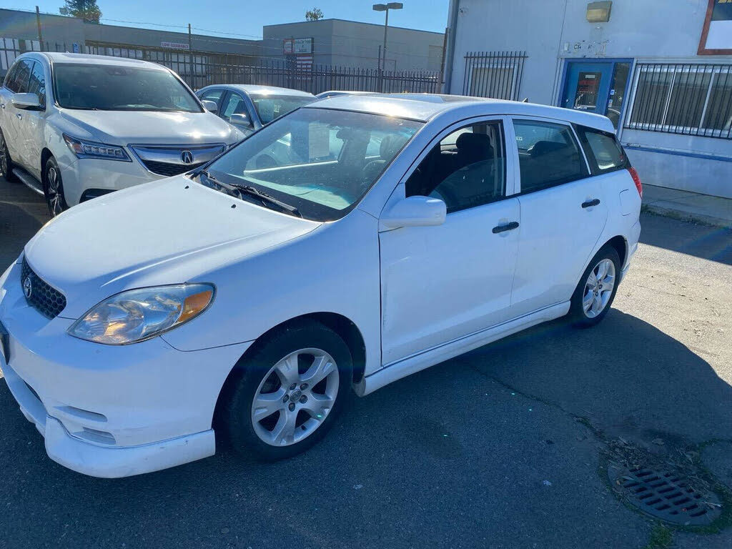 2004 Toyota Matrix FWD