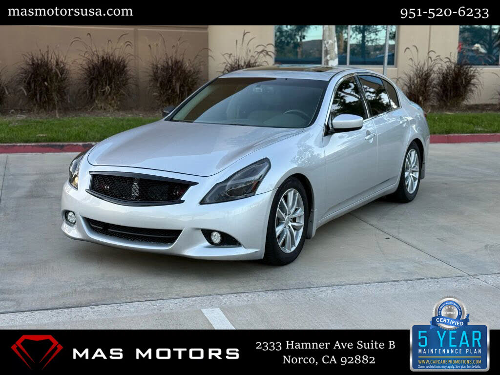 2013 INFINITI G37 Journey Sedan RWD