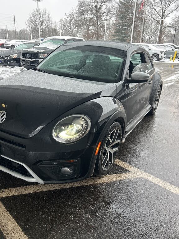 2016 Volkswagen Beetle 1.8T Dune