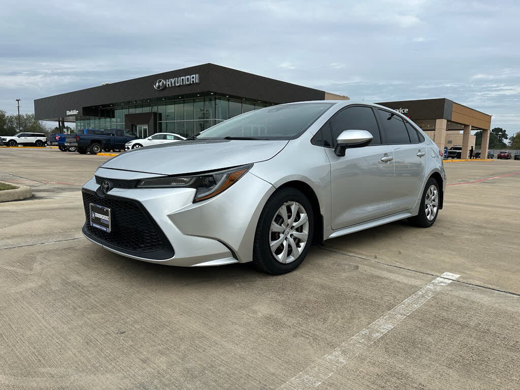 2022 Toyota Corolla LE FWD