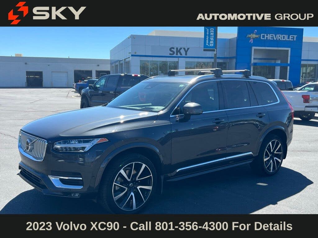 2023 Volvo XC90 B5 Plus Bright Theme AWD