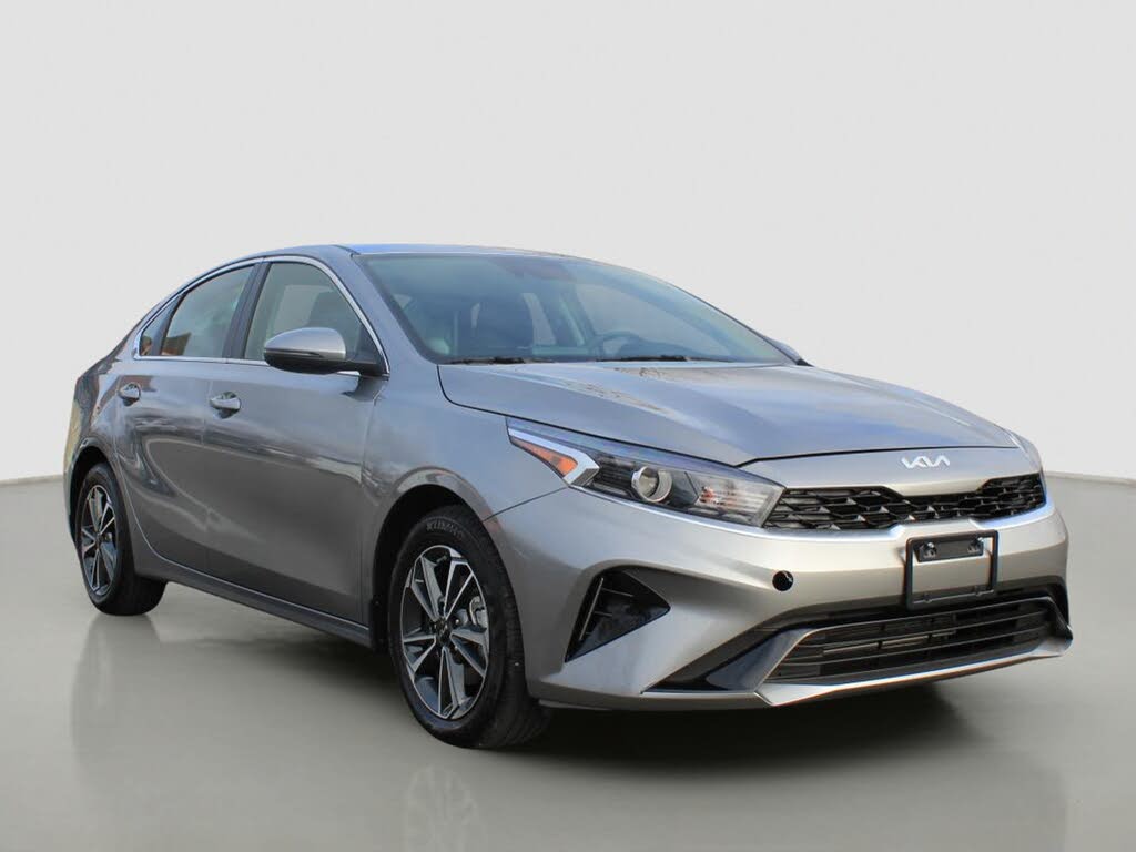 2024 Kia Forte EX FWD