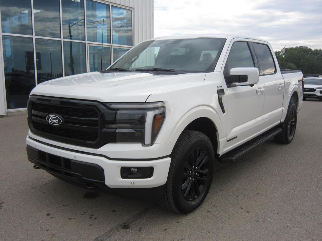 2025 Ford F-150 Lariat SuperCrew 4WD