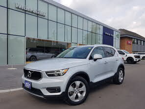 Volvo XC40 T5 Momentum AWD