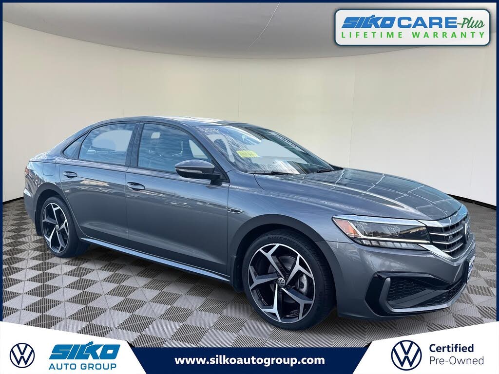 2022 Volkswagen Passat 2.0T R-Line FWD