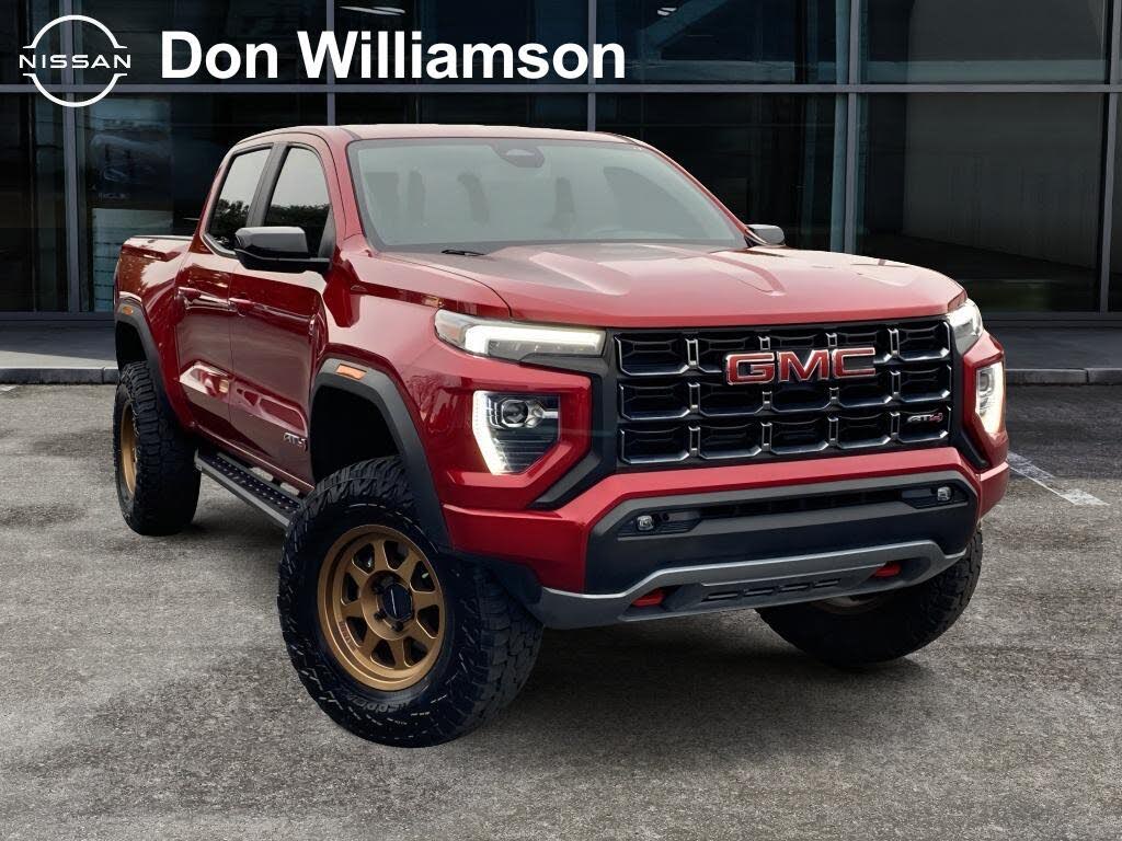 2023 GMC Canyon AT4 Crew Cab 4WD