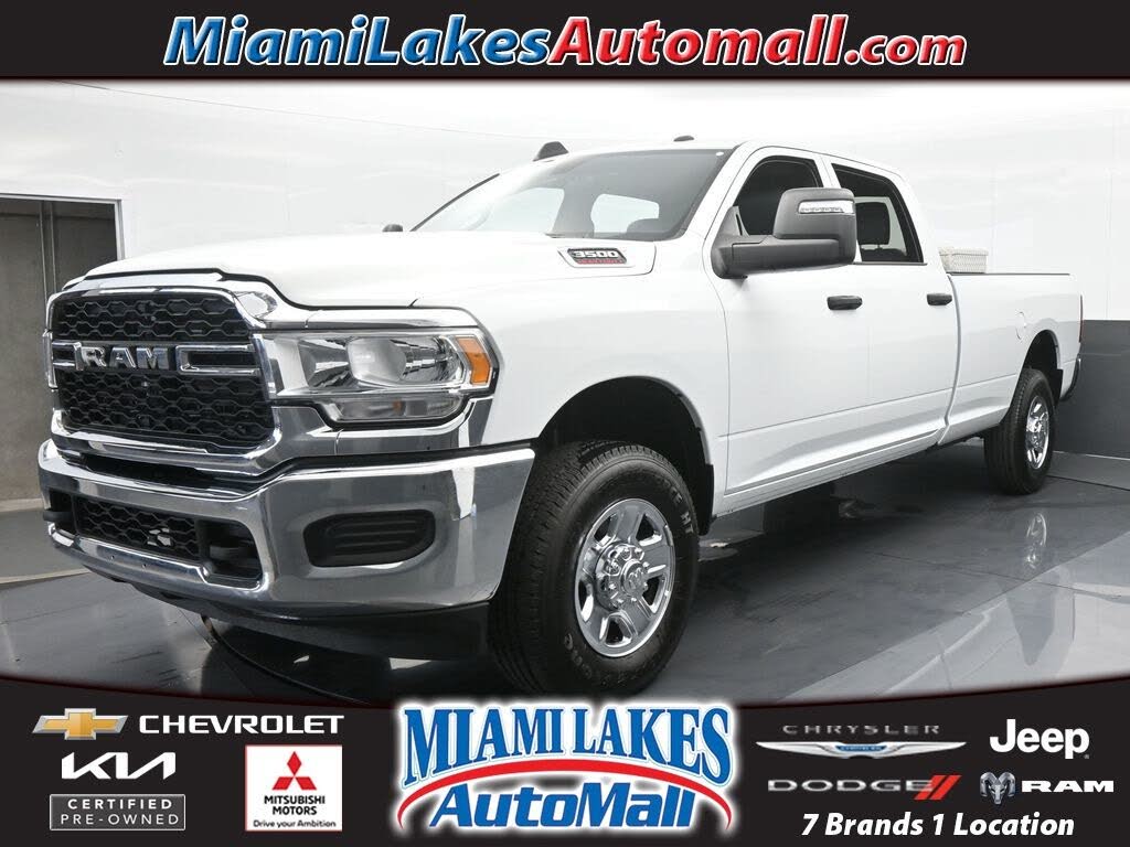 2024 RAM 3500 Tradesman Crew Cab LB 4WD
