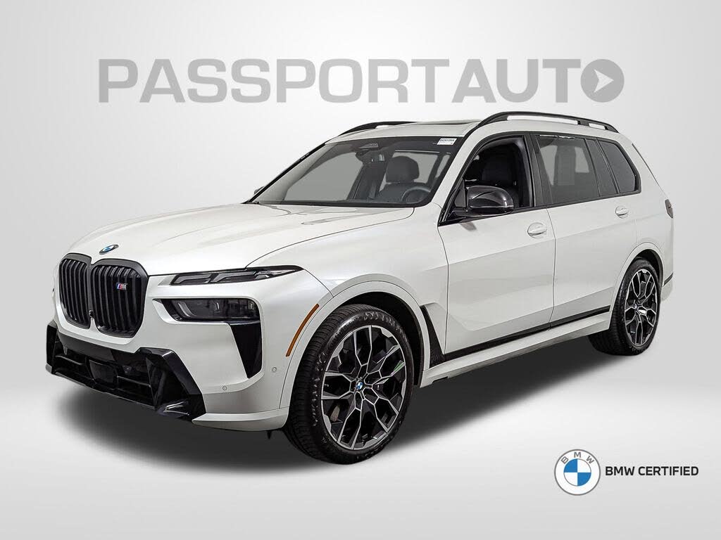 2025 BMW X7 M60i AWD