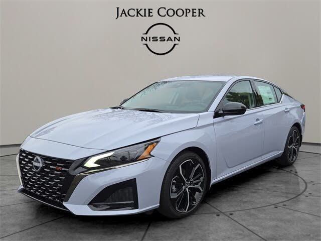 2025 Nissan Altima 2.5 SR FWD