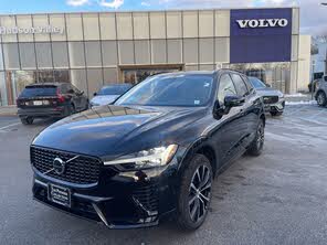 Volvo XC60 B5 Plus Dark Theme AWD