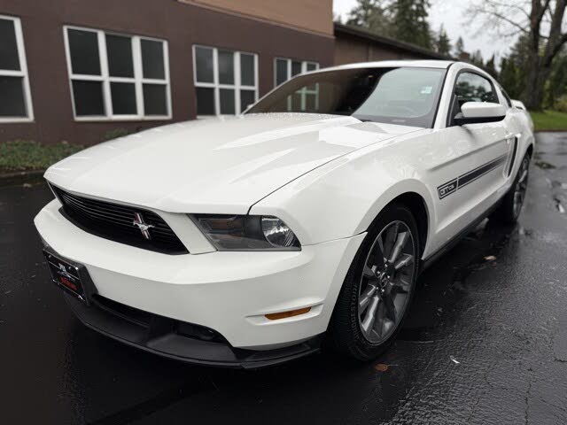 2012 Ford Mustang GT Premium Coupe RWD