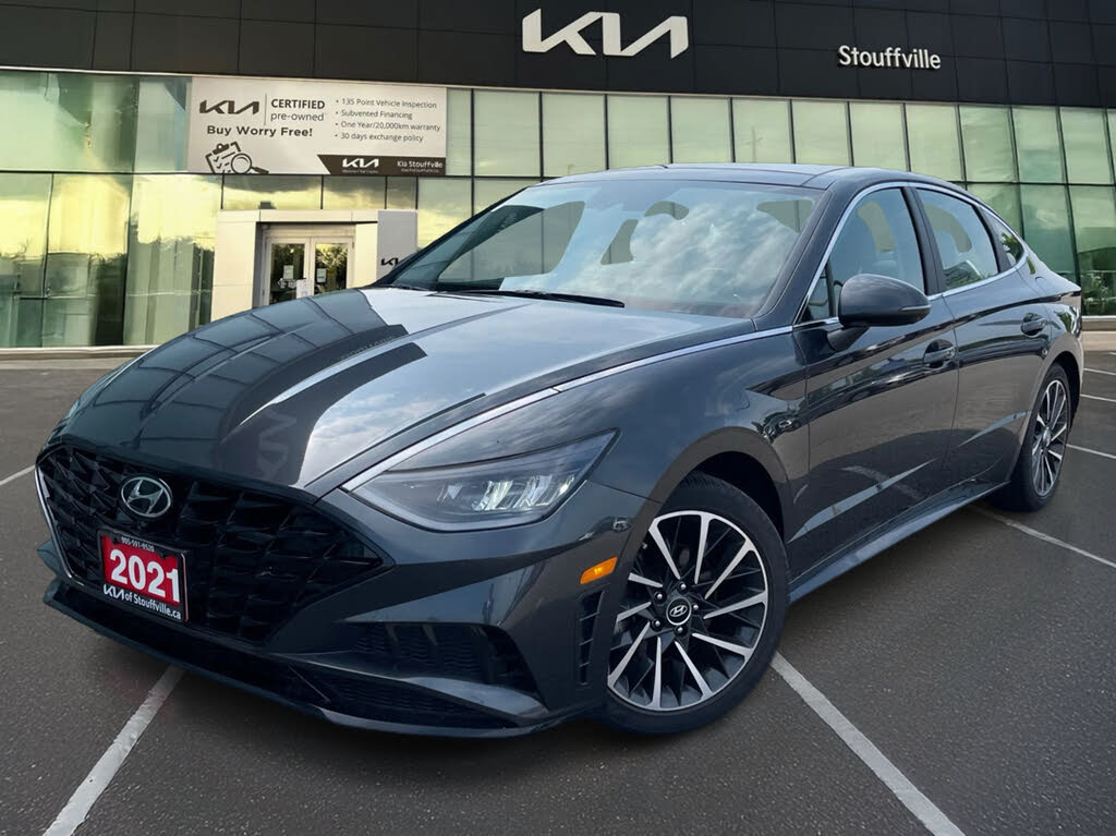 Hyundai Sonata Luxury FWD 2021