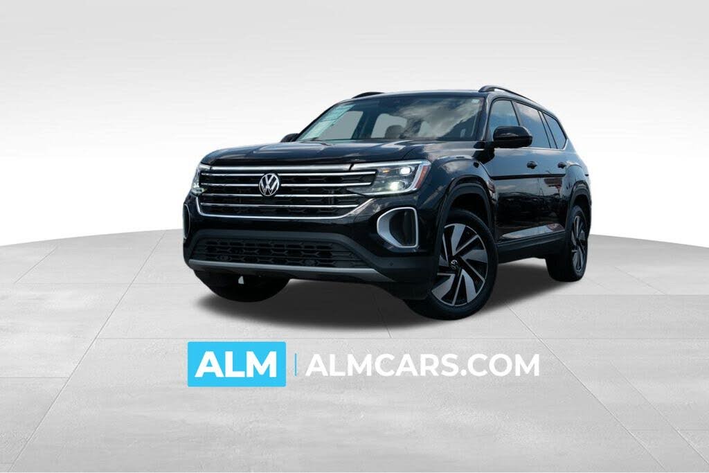 2024 Volkswagen Atlas SE FWD with Technology