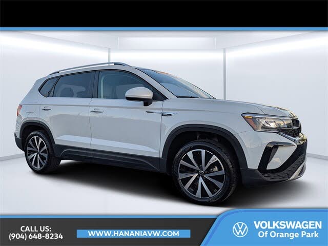 2024 Volkswagen Taos SE FWD