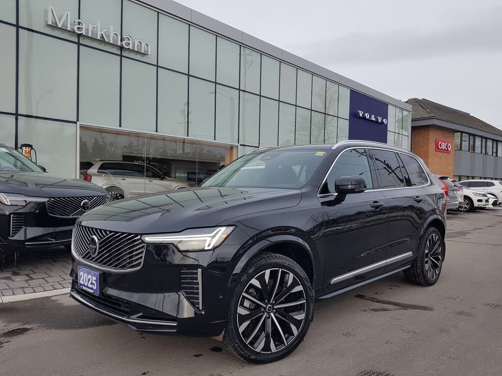 2025 Volvo XC90 B6 Plus Bright Theme 7-Passenger AWD