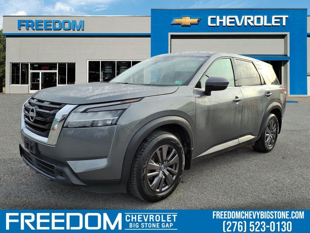 2022 Nissan Pathfinder S 4WD