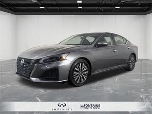 Nissan Altima 2.5 SV FWD