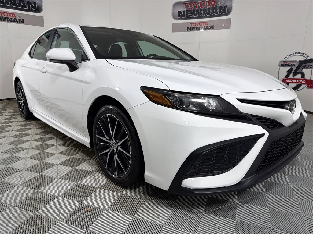 2023 Toyota Camry SE FWD