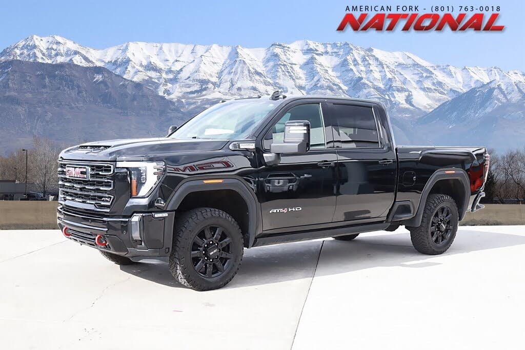 2024 GMC Sierra 3500HD AT4 Crew Cab 4WD