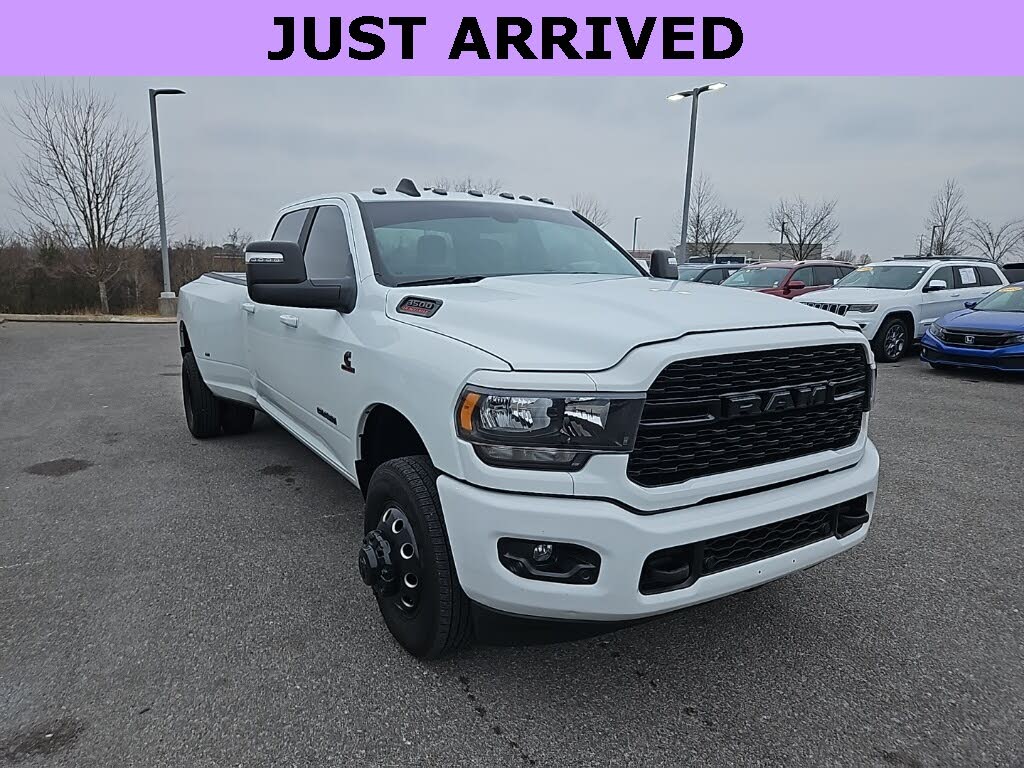2024 RAM 3500 Big Horn Crew Cab LB DRW 4WD