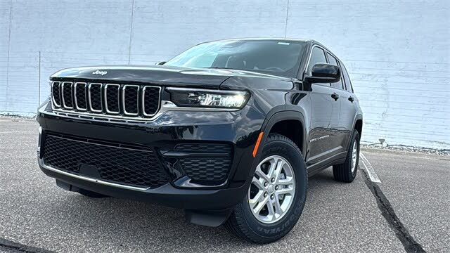 2025 Jeep Grand Cherokee Laredo 4WD