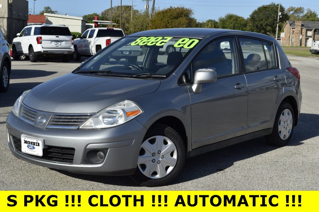 2009 Nissan Versa S 1.8