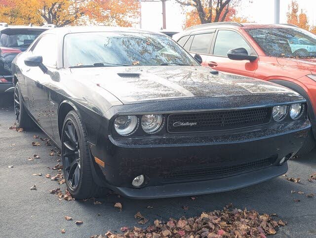 2014 Dodge Challenger SXT RWD