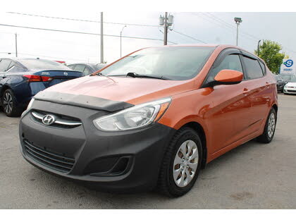 2015 Hyundai Accent GL 4-Door Hatchback FWD