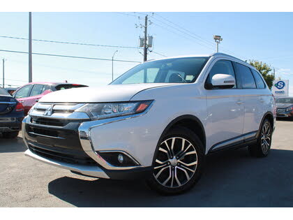 Mitsubishi Outlander ES S-AWC 2016