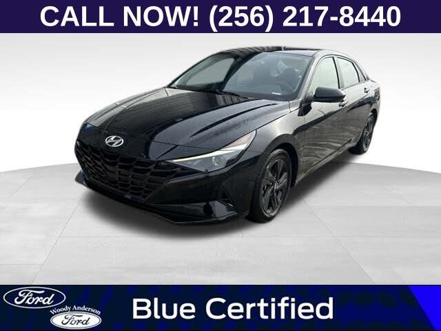 2023 Hyundai Elantra SEL FWD