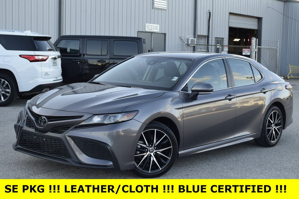 2024 Toyota Camry SE FWD