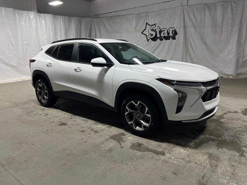 2025 Chevrolet Trax LT FWD