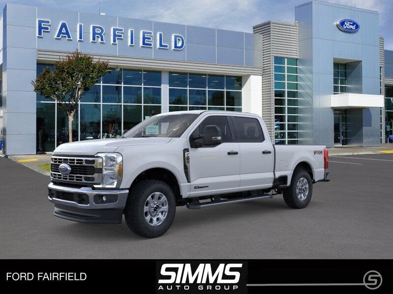 2025 Ford F-250 Super Duty XLT Crew Cab 4WD
