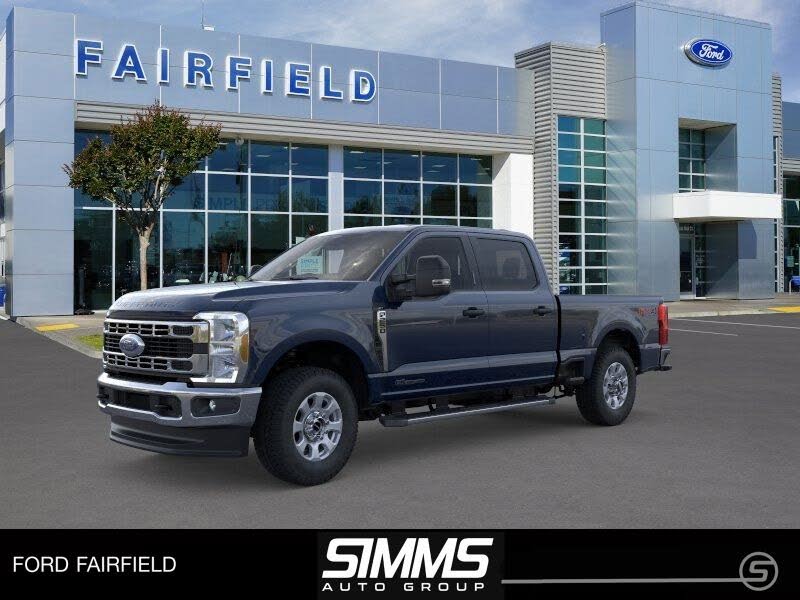 2025 Ford F-250 Super Duty XLT Crew Cab 4WD