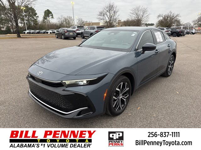 2025 Toyota Crown XLE AWD