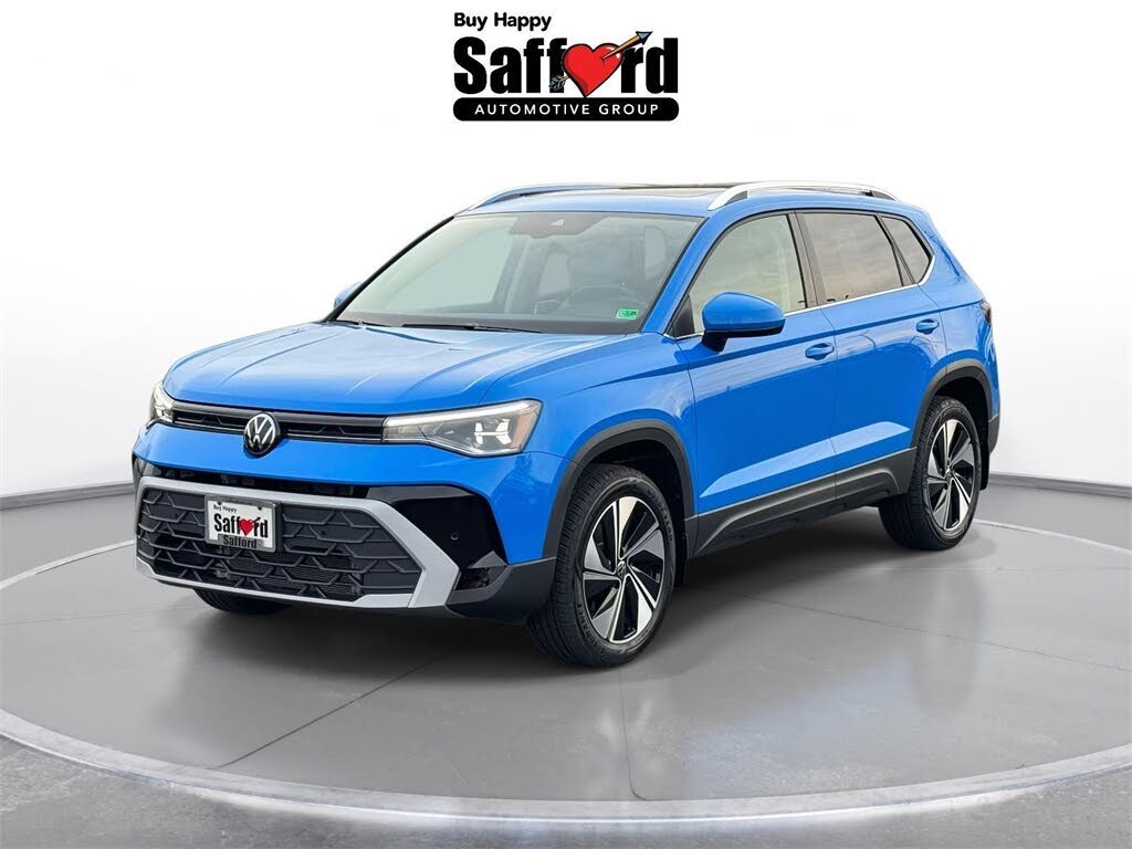 2025 Volkswagen Taos SE 4Motion