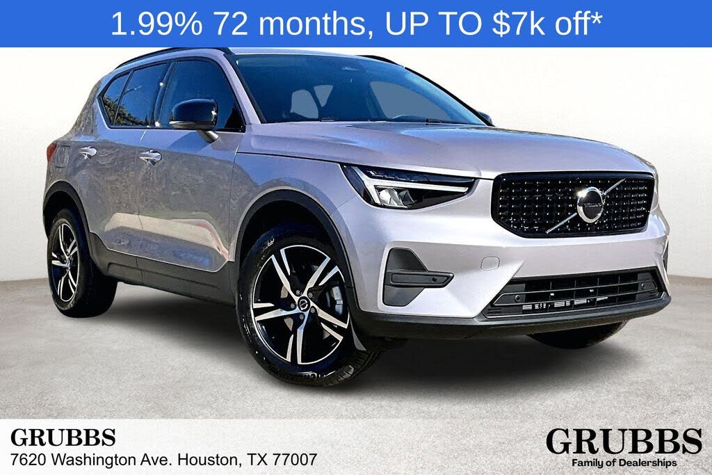 2026 Volvo XC40 B4 Core FWD